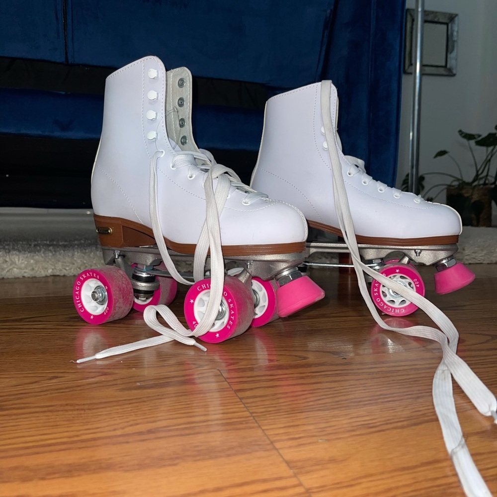 Woman’s Roller Skates